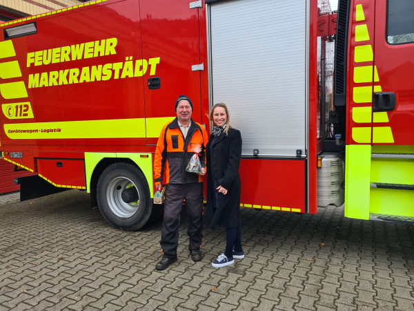Bürgermeisterin &amp; Feuerwehr danken Thomas für 25 Jahre Engagement in der Motorkettensägenausbildung